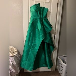 New Elliatt Long Dress Green Size Large